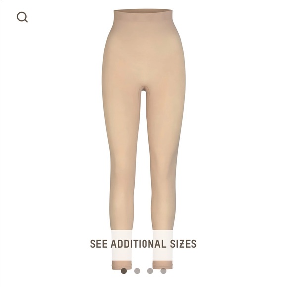 Skims Sculpting Leggings - Picture 4 of 8